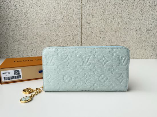 Louis Vuitton Zippy Wallet M27763
