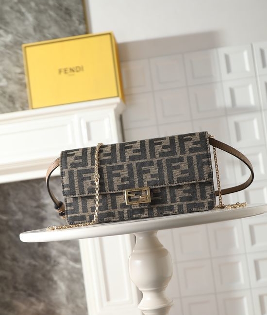 Fendi Baguette Compact Wallet 283