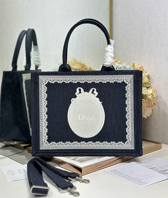 Christian Dior CD Book Tote Black Blue Medium 1286