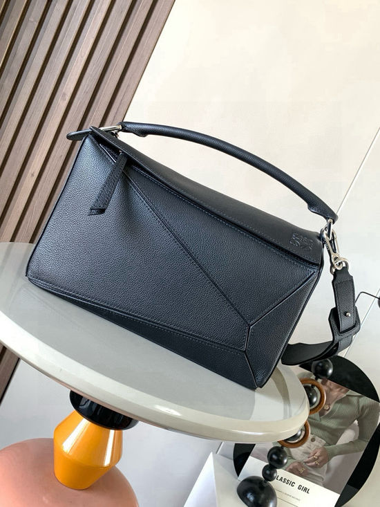 Loewe Puzzle Grained Leather Handbag 9017