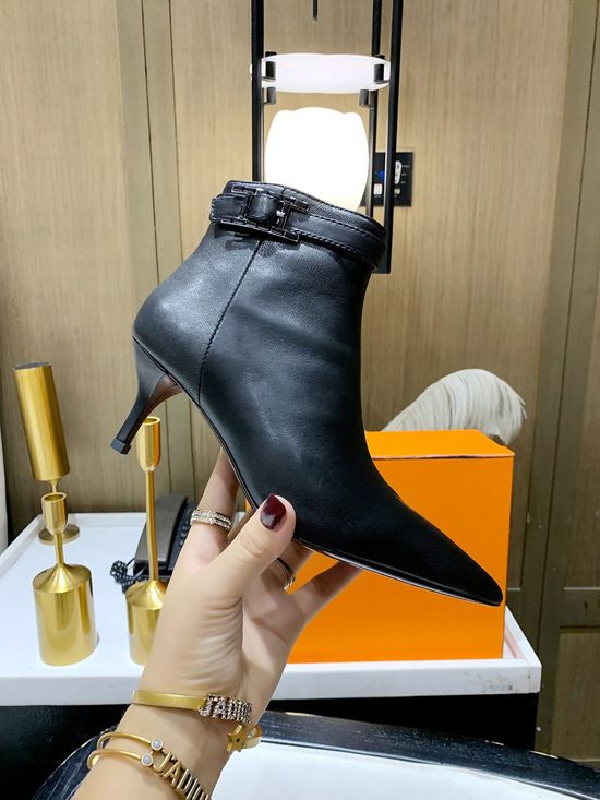Hermes Genuine Leather Pointed Toe Low Heel Dress Ankle Boots