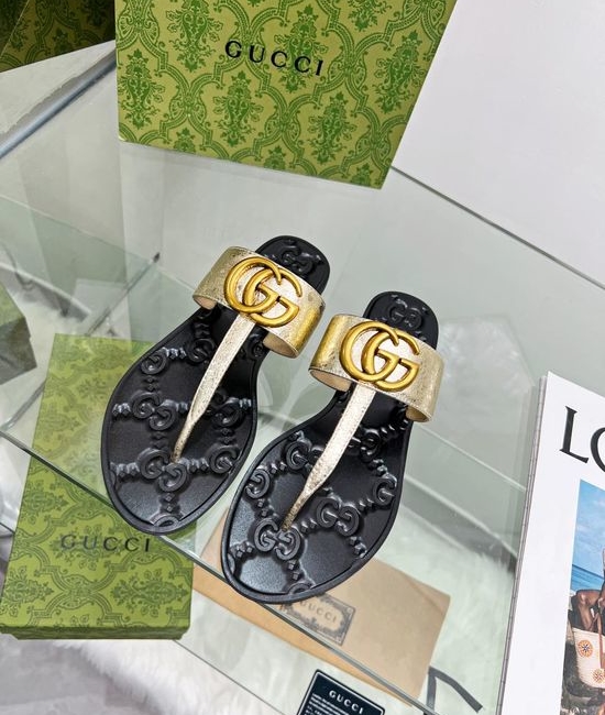 Gucci Cowhide Upper Flip Flops with Wear Resistant Soles