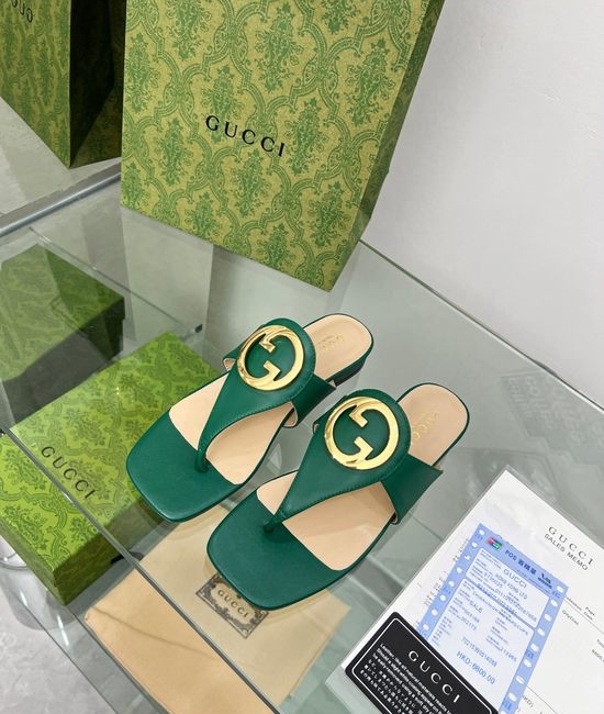 Gucci Leather Thong Slides with Classic Pattern Option
