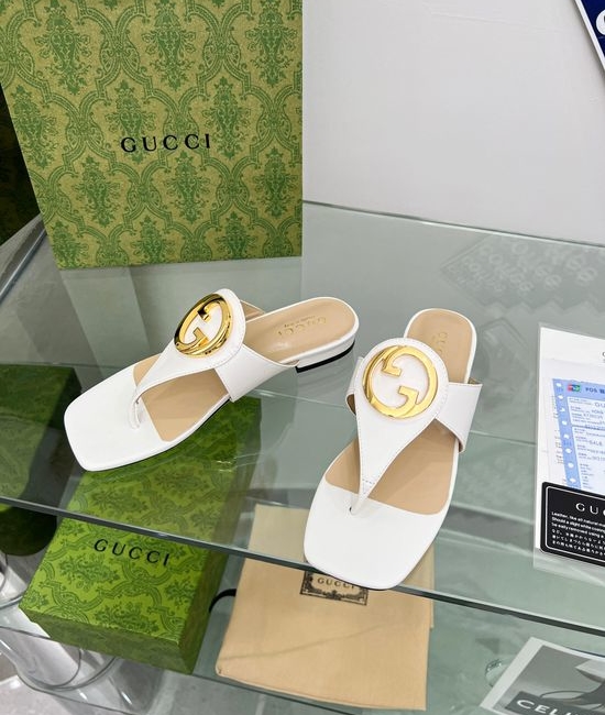 Gucci Leather Thong Slides with Classic Pattern Option