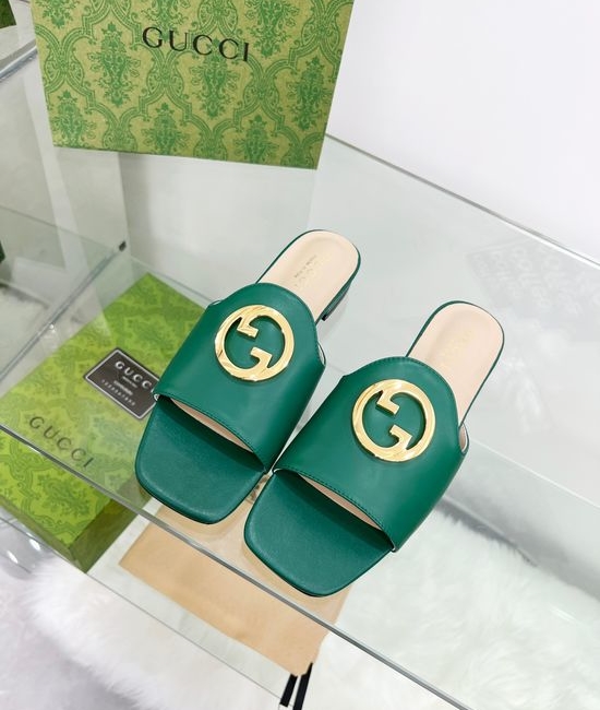 Gucci Genuine Leather Thong Slides with Soft Lining