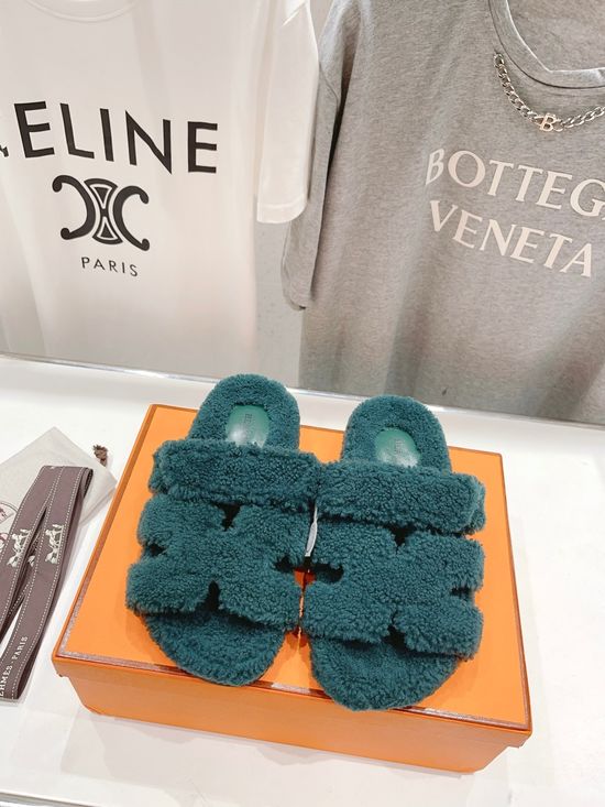 Hermes Soft Lamb Fur Slippers Warm Cozy Non-slip Sole Comfortable