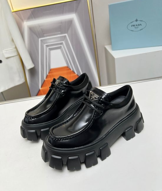 Prada Vintage Lace-up Thick Sole Comfortable Leather Casual Shoes
