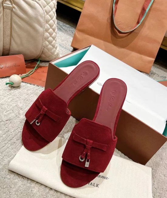 Loro Piana Comfortable Knitted Slippers with Soft Sheepskin Insole