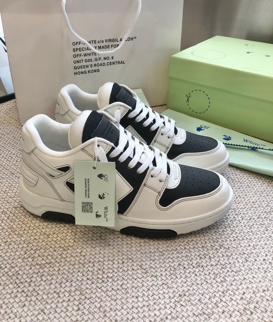 Fendi Premium Casual Comfortable Leather Sneakers With Durable Sole