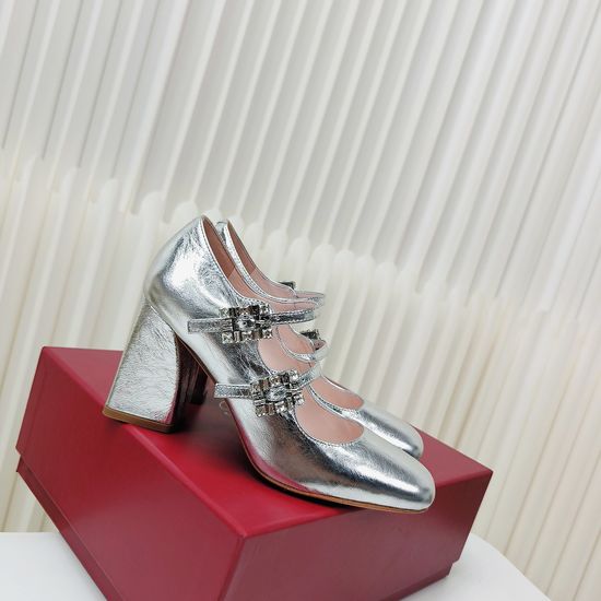 Roger Viver Rhinestone Buckle Low Heel Leather Dress Shoes