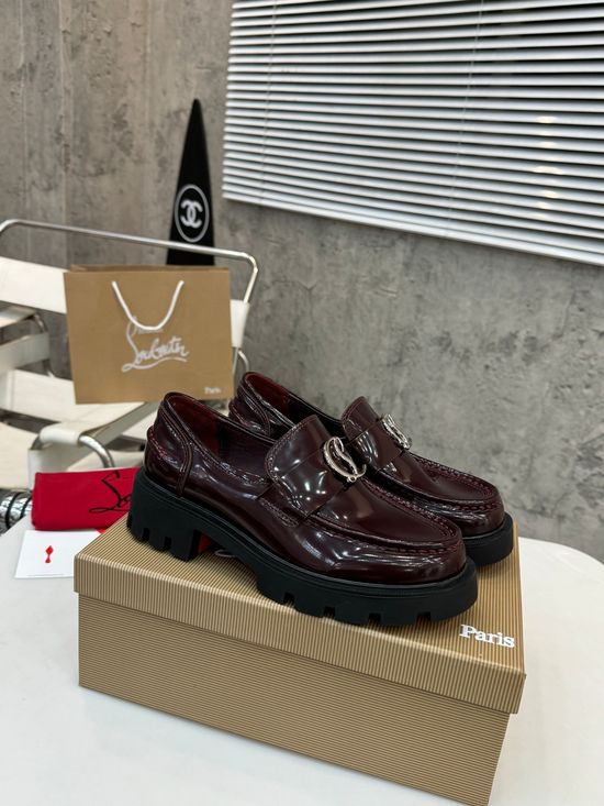 Louis Vuitton Elegant Leather Fashion Dress Shoes