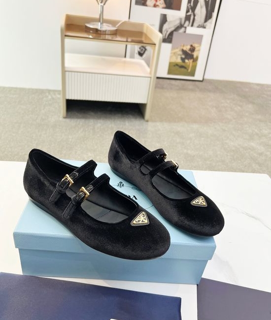 Prada Velvet Upper Classic Loafer Casual Leather Lined Daily Shoes