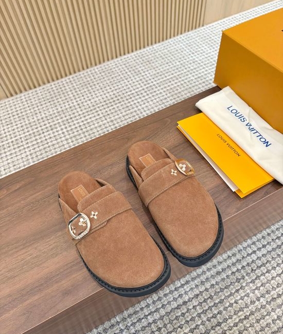 Louis Vuitton LV Non-slip Soft Sole Warm Furry Comfort Slippers