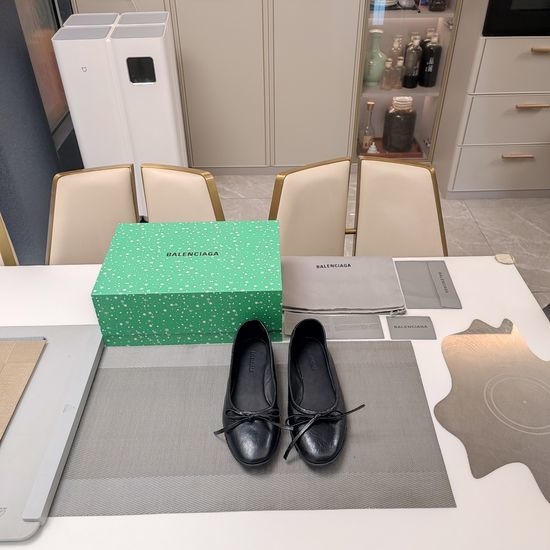 Balenciaga Soft Comfortable Bow Decor Flat Shoes with Premium Material