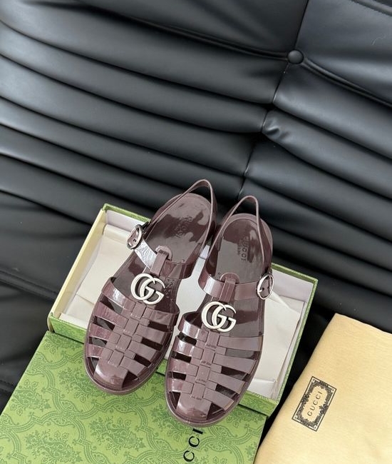 Gucci Glossy Translucent TPU Jelly Sandals Exquisite Craft