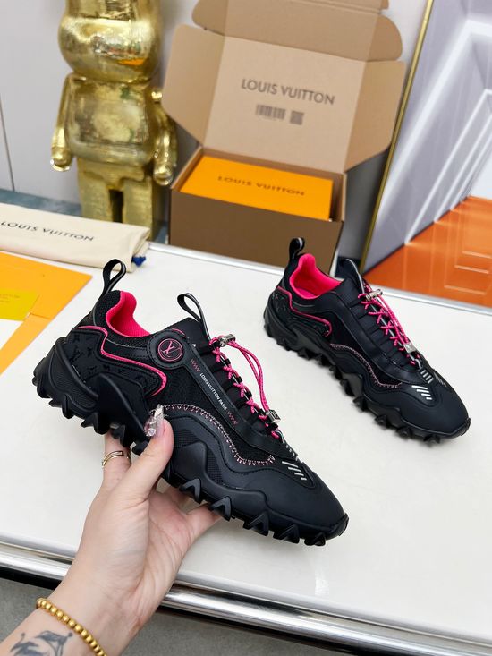 Louis Vuitton Premium Leather Sneakers with Flexible Wave Outsole