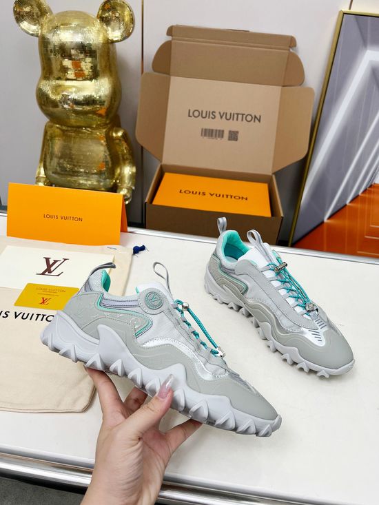 Louis Vuitton Premium Leather Sneakers with Flexible Wave Outsole