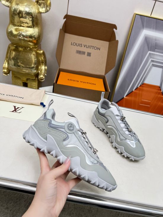 Louis Vuitton Premium Leather Sneakers with Flexible Wave Outsole