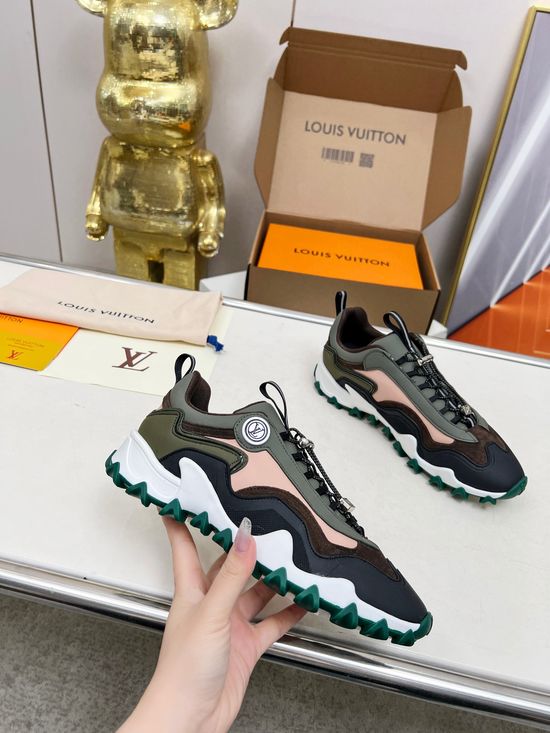Louis Vuitton Premium Leather Sneakers with Flexible Wave Outsole