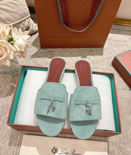 Loro Piana Comfortable Knitted Slippers with Soft Sheepskin Insole