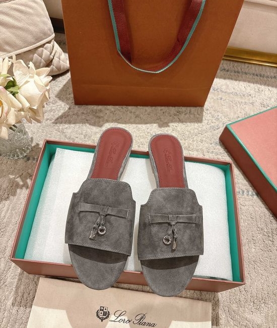 Loro Piana Comfortable Knitted Slippers with Soft Sheepskin Insole
