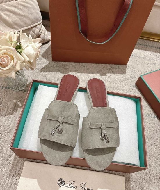 Loro Piana Comfortable Knitted Slippers with Soft Sheepskin Insole