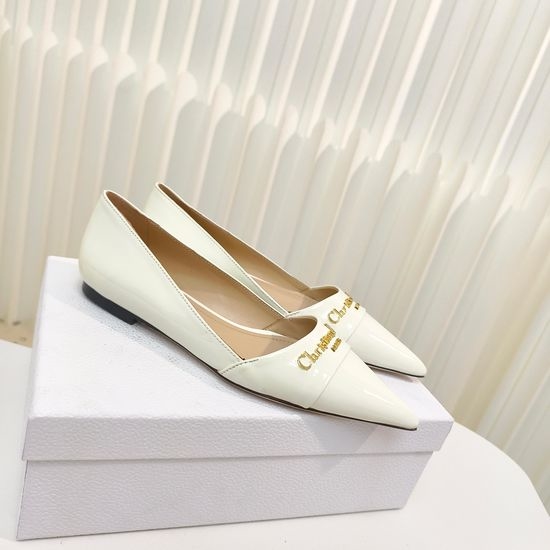 Christian Dior CD Pointed Toe Patent Leather Flat Slip On Shoes