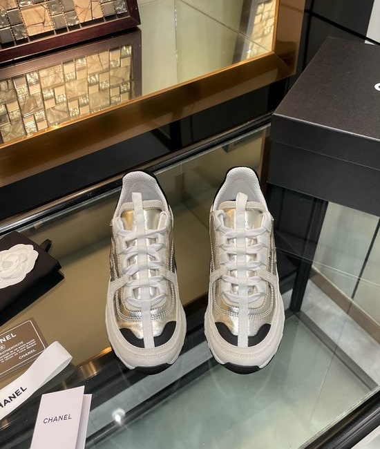 Chanel Classic Leather Casual Sneakers Non-slip Sole Soft Comfortable Lining