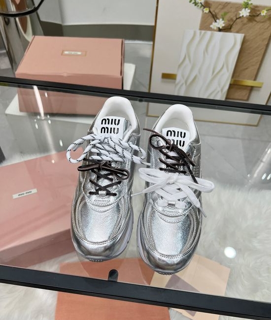 Miu Miu Vintage Leather Chunky Sneakers Soft Height Boosting Comfort Shoes