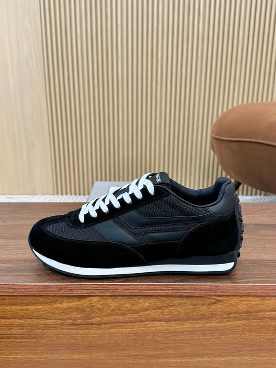 Tom Ford Premium Mixed Material Low Top Classic Sneakers
