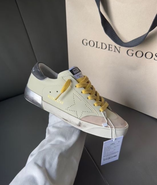 Golden Goose GGDB Vintage Distressed Sneakers With Perforated Star Comfortable Casual Shoes