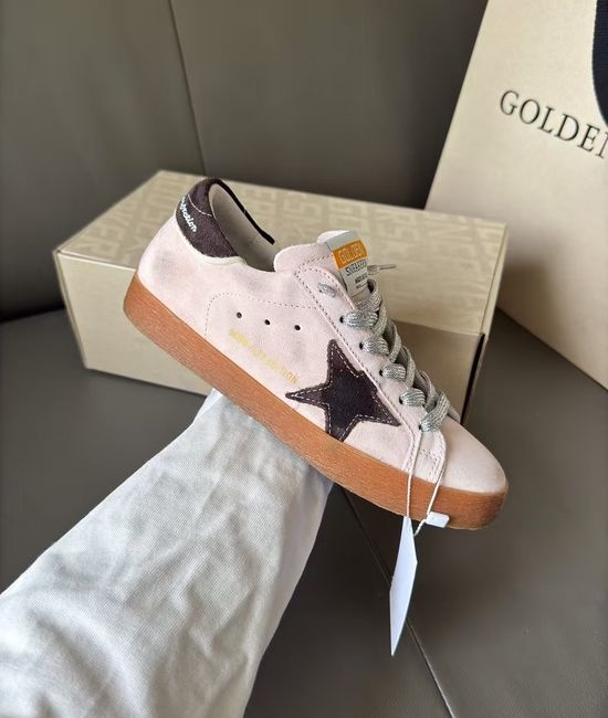 Golden Goose GGDB Vintage Distressed Suede Casual Sneakers with Soft Lining