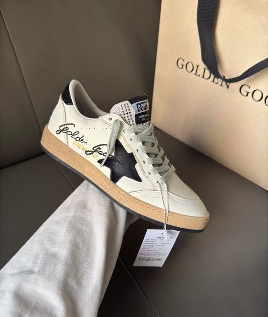 Golden Goose GGDB Premium Vintage Distressed Casual Sneakers With Comfort Insole