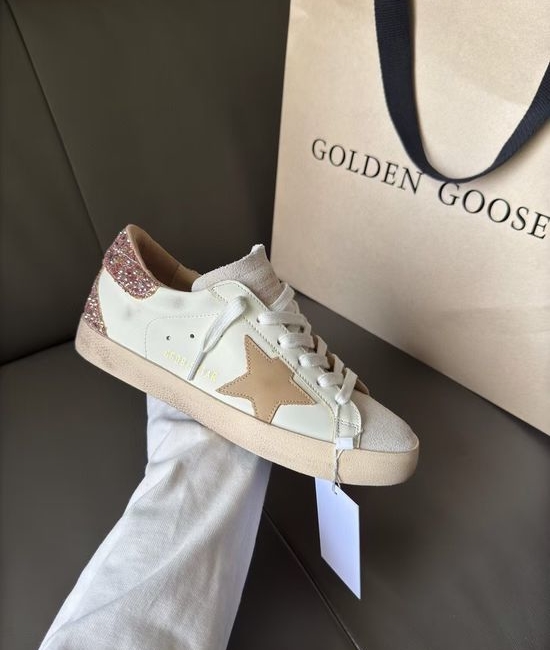 Golden Goose GGDB Premium Vintage Distressed Comfortable Fashion Sneakers with Lifting Insole