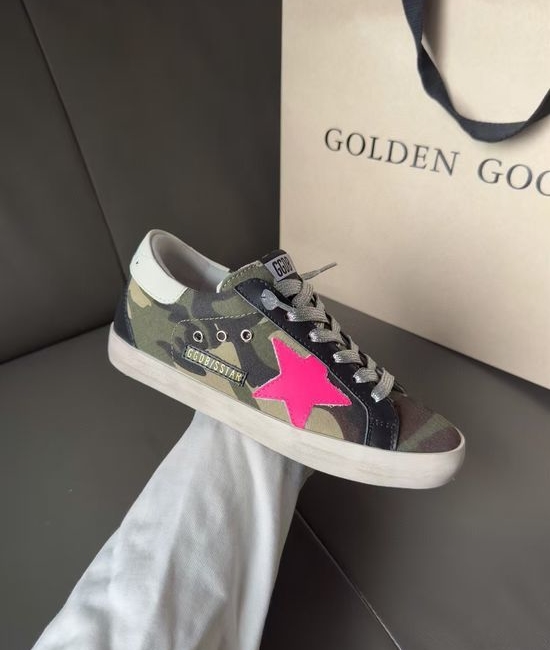 Golden Goose GGDB Classic White Camouflage Distressed Casual Comfort Sneakers