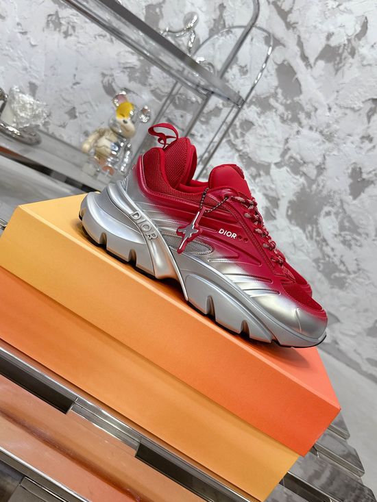 Christian Dior Gradient Casual Chunky Sneakers with Breathable Mesh