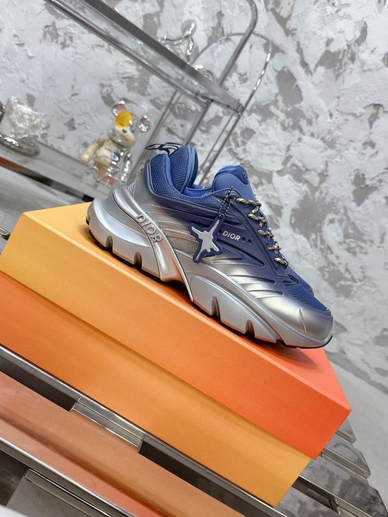 Christian Dior Gradient Casual Chunky Sneakers with Breathable Mesh
