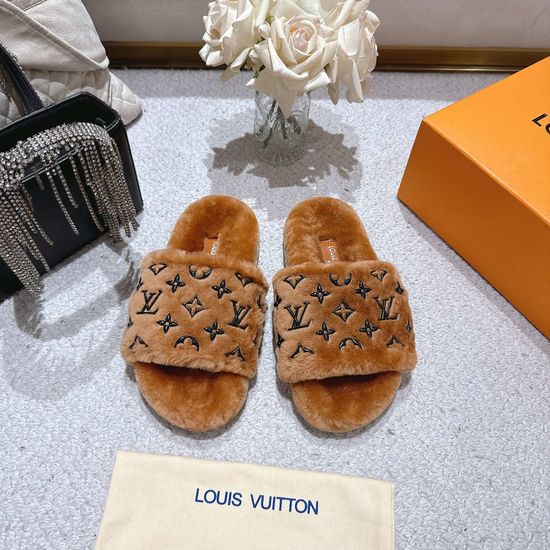 Louis Vuitton Warm Wool Lined Slippers Non Slip Soft Comfortable