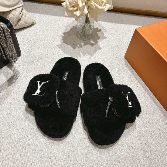 Louis Vuitton Soft Wool Slip-On Slippers Anti-Slip Comfortable Footwear