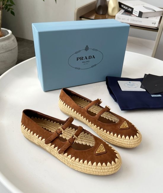 Prada Hand Woven Raffia Ballet Flats Comfort Elegant Casual Shoes