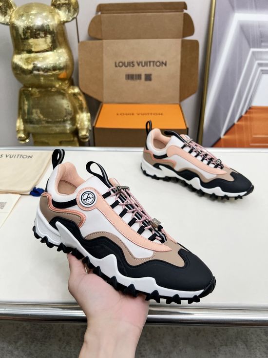 Louis Vuitton Premium Leather Sneakers with Flexible Wave Outsole