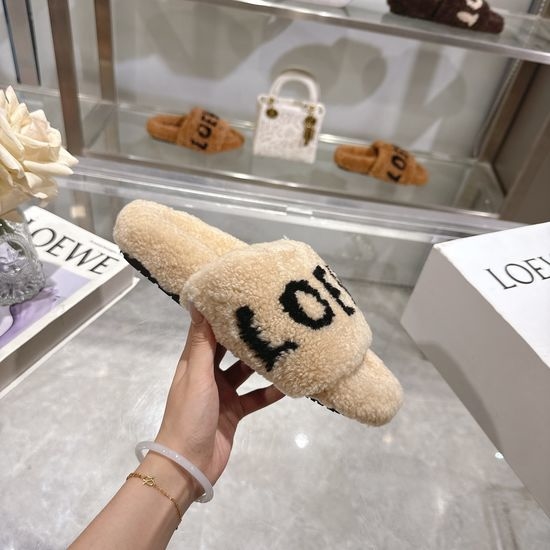 Loewe Premium Pure Wool TPU Sole Warm Fuzzy Slippers