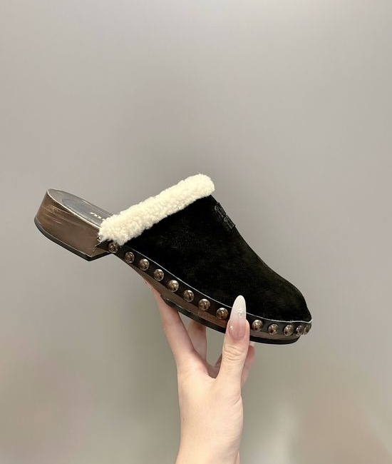Miu Miu Cozy Half-Pack Wool Slippers with Retro Charm