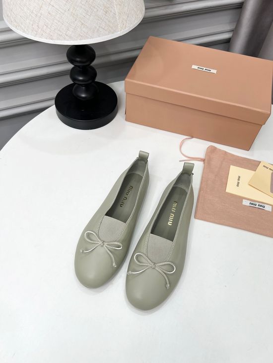 Miu Miu Soft Bowknot Mary Jane Leather Comfort Flats