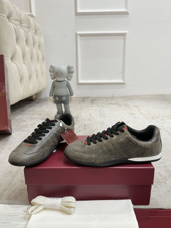 Gucci Lightweight Sport Shoes with Striped Details