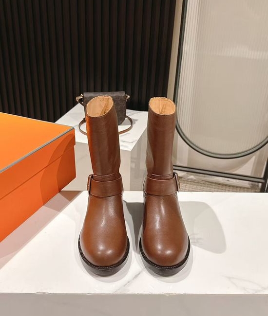 Hermes Classic Slip-on Ankle Boots With Comfortable Leather Lining