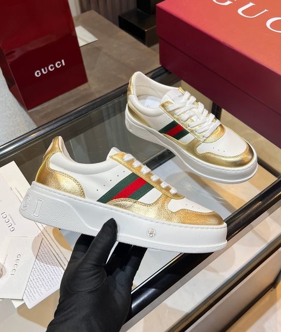 Gucci Premium Leather White Sneakers Lightweight Soft Thick Sole