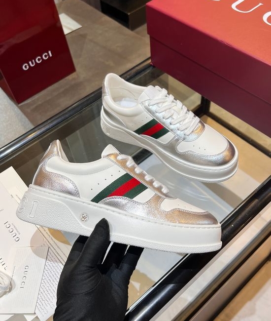 Gucci Premium Leather White Sneakers Lightweight Soft Thick Sole