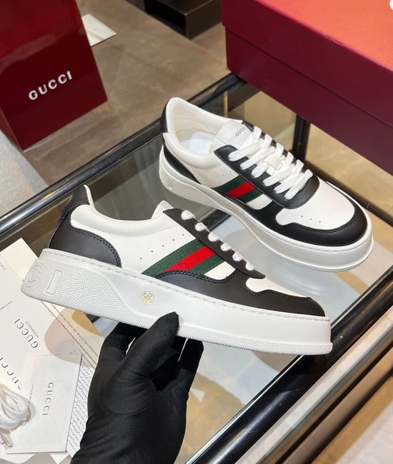 Gucci Premium Leather White Sneakers Lightweight Soft Thick Sole