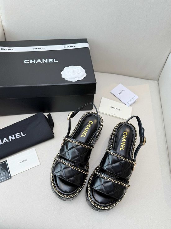Chanel Quilted Leather Chain Decor Comfortable Casual Sandals